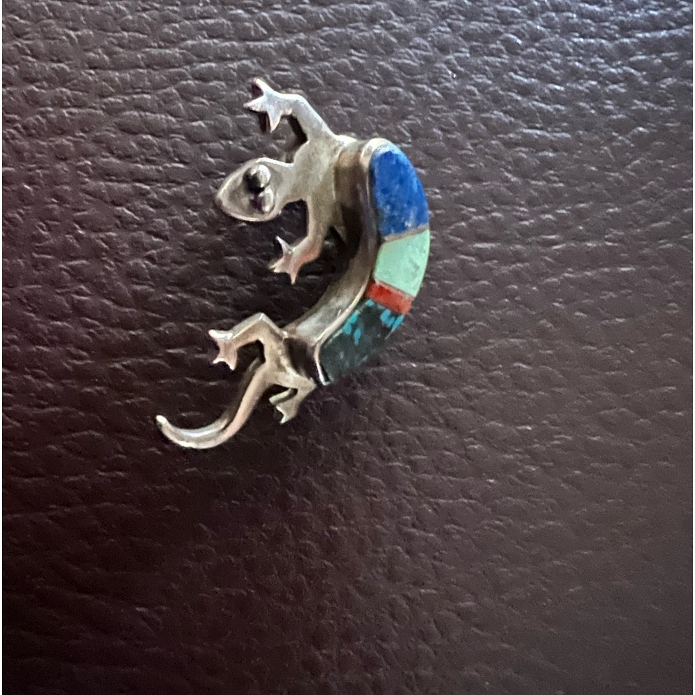 Sterling 925 silver gecko pendent signed by  FIJ